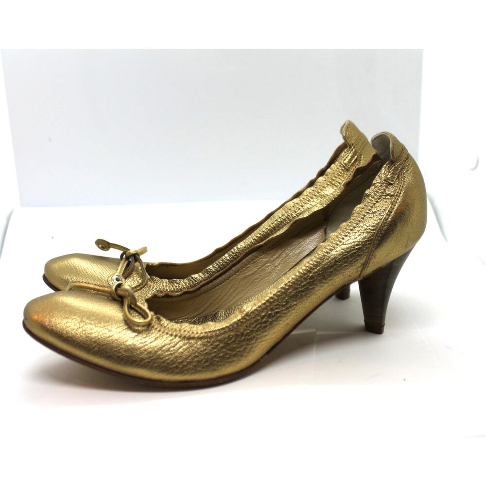 Migliorini Women's Gold Leather Pumps w/ Bow sz 37.5 EU  / 7.5 US